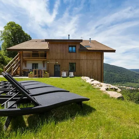 La Clairiere Aux Cerfs Ventron