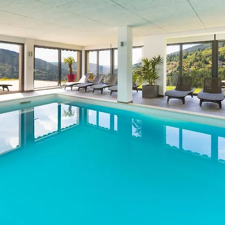 La Clairiere Aux Cerfs