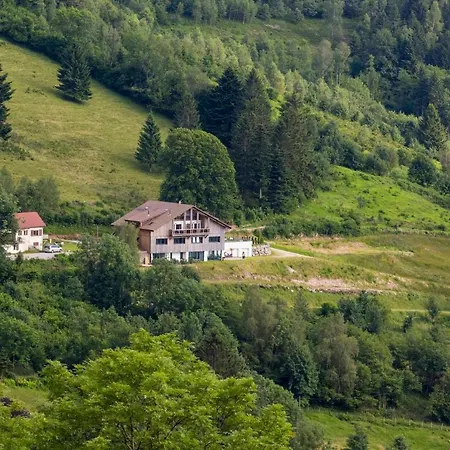 La Clairiere Aux Cerfs Hotel *