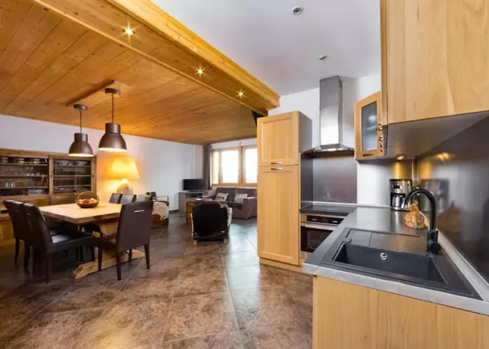 La Clairiere Aux Cerfs